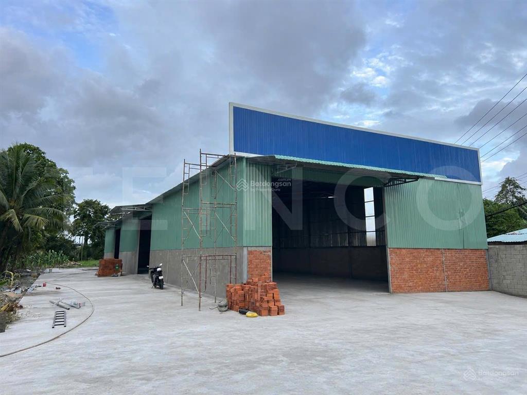 Kho xưởng 700m² có sân bãi rộng, kho nội bộ đường quốc lộ 91 gần trạm thu phí ô môn, lộ container