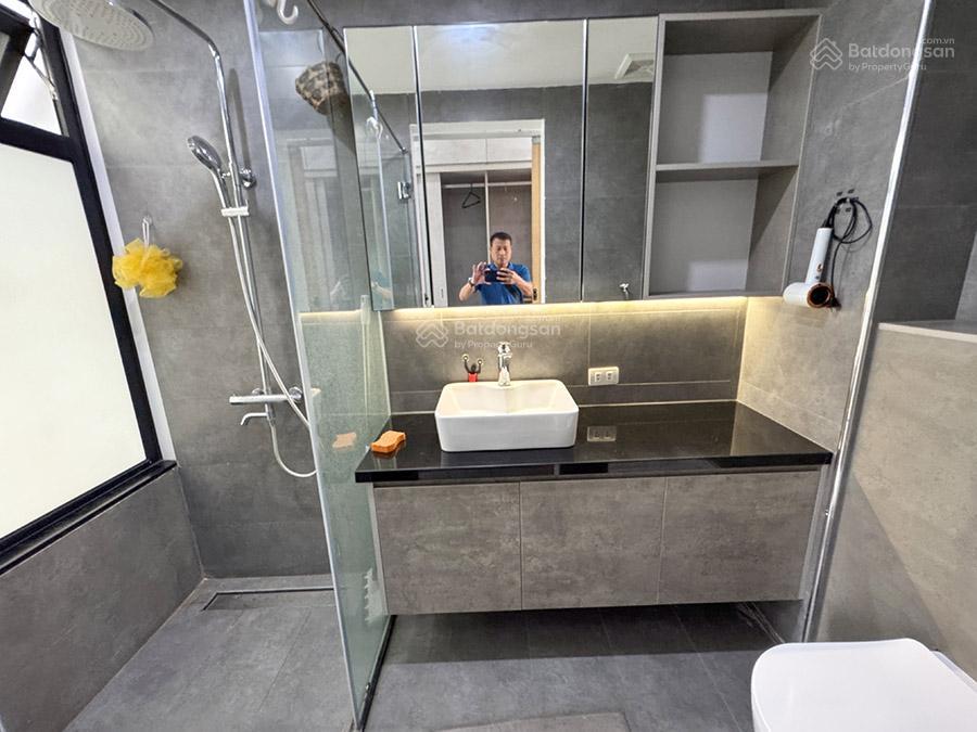 Cho thuê nhà 3 phòng ngủ mới, đầy đủ nội thất, sáng, thoáng tại bắc cầu