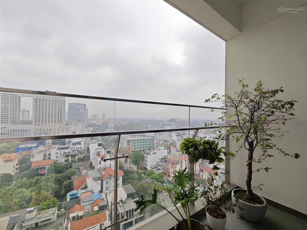 Cho thuê căn hộ 2pn cao cấp tại heritage west lake  view lotte cực đẹp