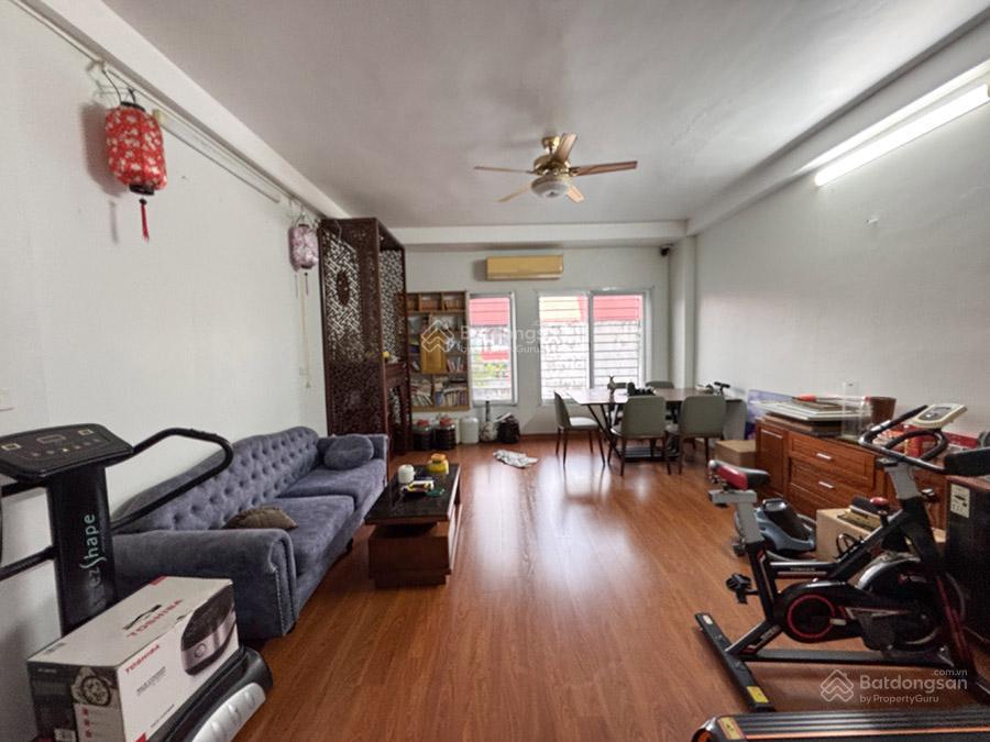 Cho thuê nhà 6 tầng, 7 phòng ngủ, diện tích 70m² tại âu cơ, tây hồ