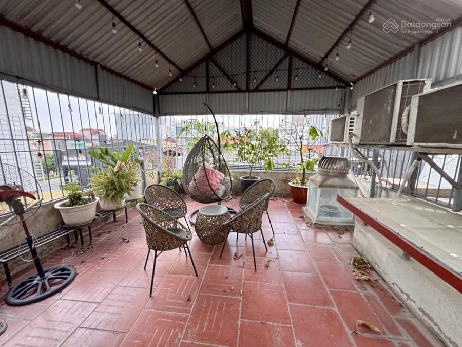 Cho thuê nhà 6 tầng, 7 phòng ngủ, diện tích 70m² tại âu cơ, tây hồ