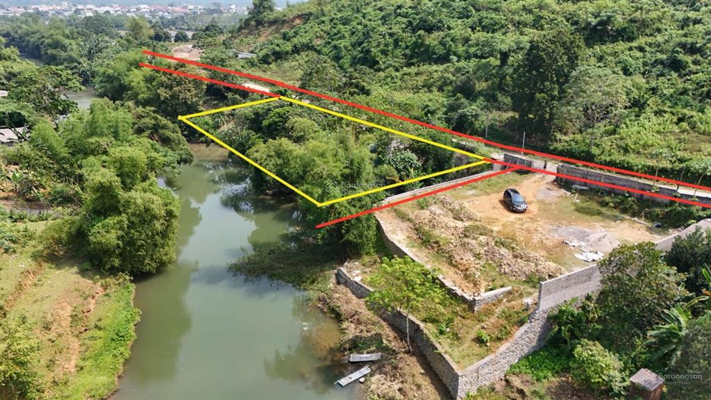 Bán đất có nhà nhà bám suối kim bôi giá rẻ