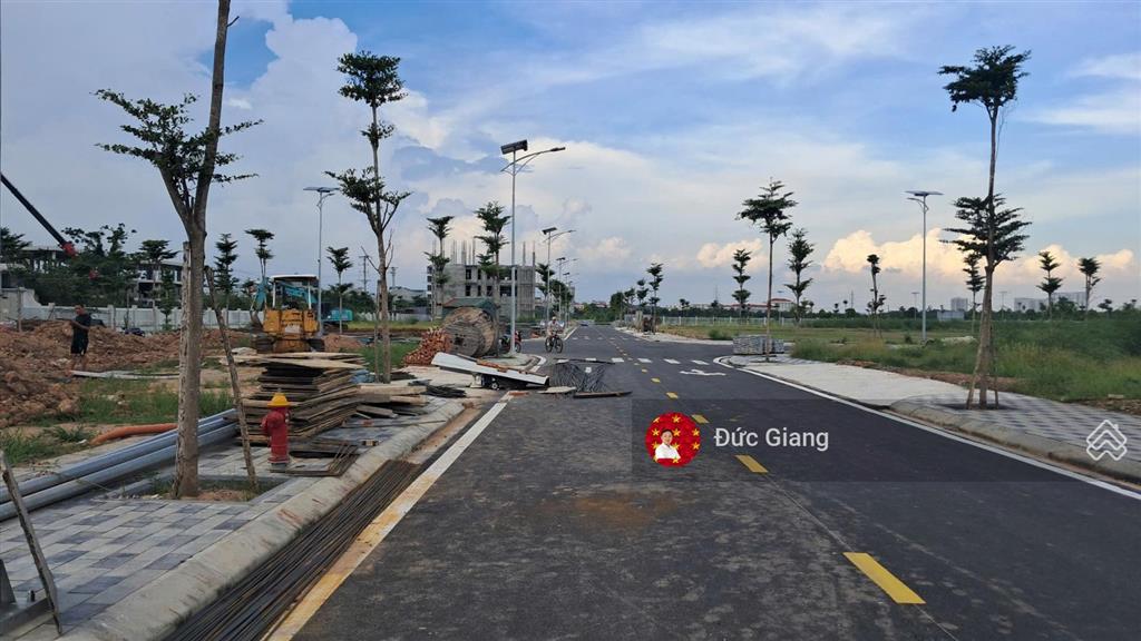 Đất công nghiệp giá 12tr/m2 lô áp góc 1080m2 tại ccn tam hiệp, phúc thọ, hà nội