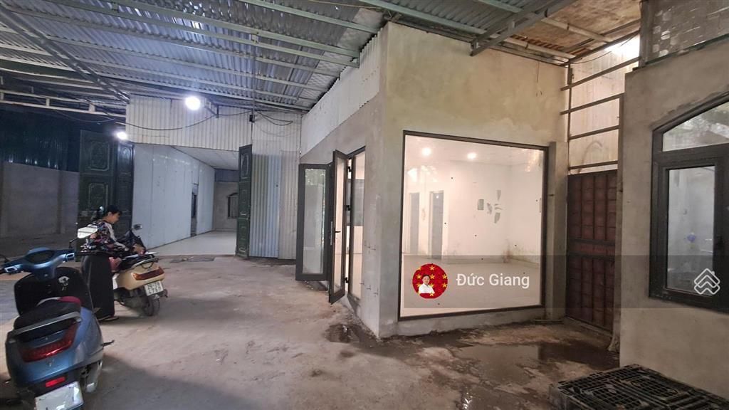 Kho hàng 120m2, 300m2 có sẵn vp bán hàng tây mỗ ô tô 2.5t vào kho cách tttm vincom, đltl 500m