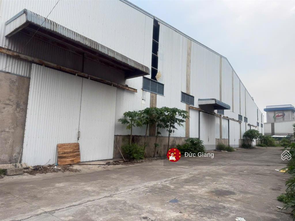 Chuyển nhượng 100% nhà máy 9286m2, xưởng 6286m2 tại kcn lai cách, giá 42 tỷ.