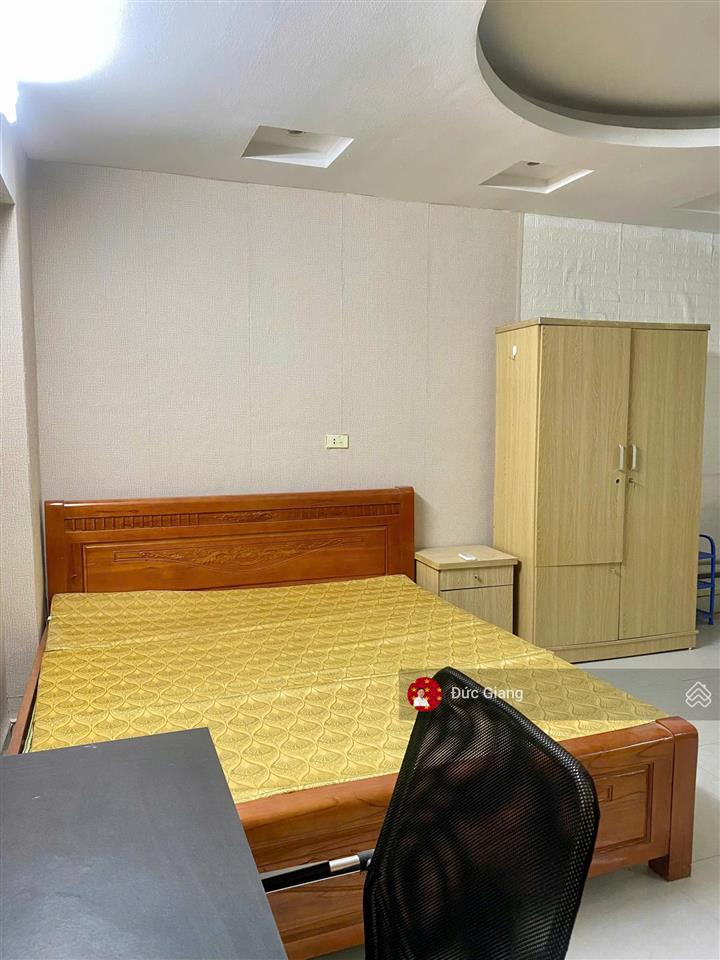 Còn 1 phòng đẹp tầng 1 nguyễn văn giáp cầu diễn diện tích 26m2 đủ đồ, lối đi riêng tự do giá 3,5tr