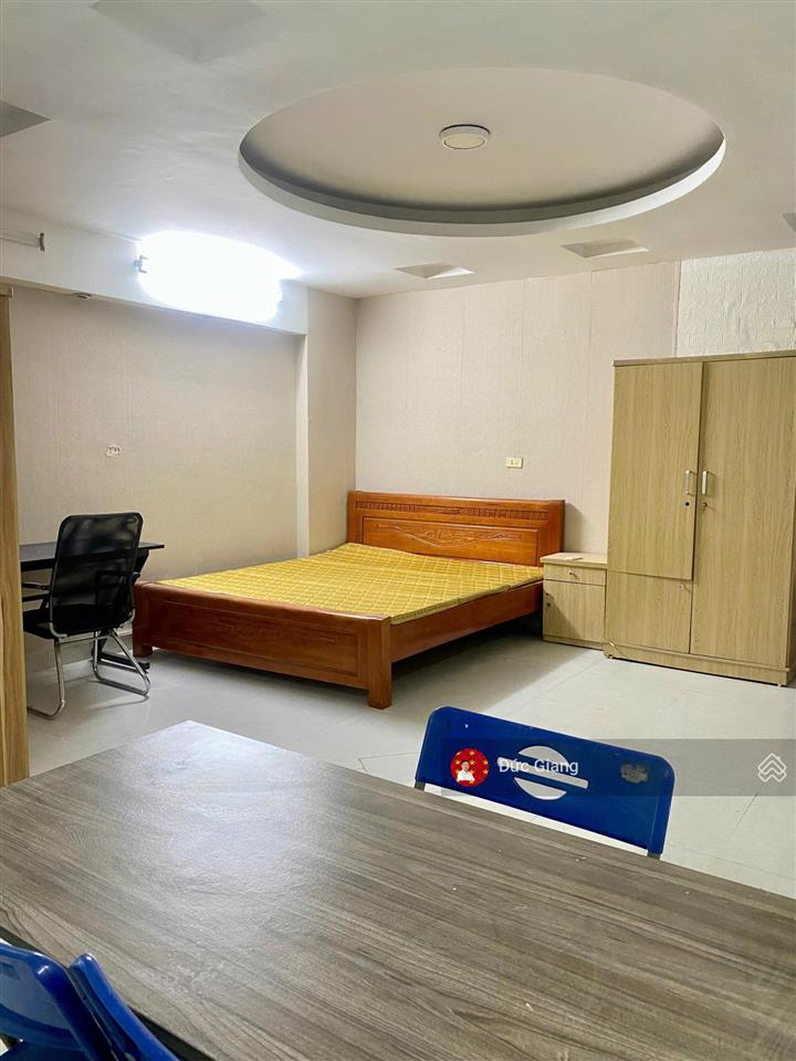 Còn 1 phòng đẹp tầng 1 nguyễn văn giáp cầu diễn diện tích 26m2 đủ đồ, lối đi riêng tự do giá 3,5tr