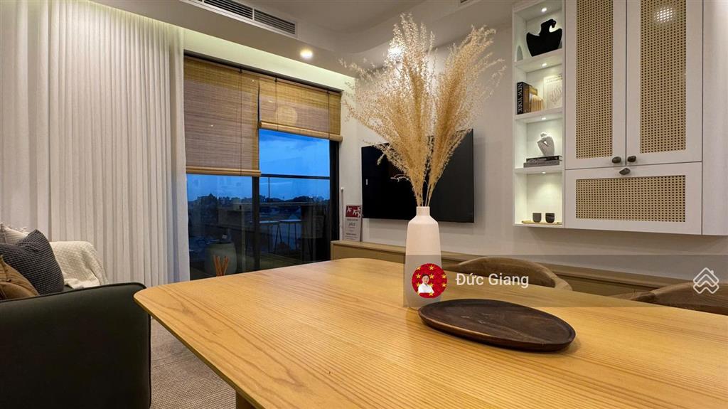 Chủ gửi thuê ch 86m2 2br+2wc full nội thất tại endless skyline lạc long quân