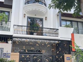 Nhà đẹp gần sông quán trường vào ở ngay  khu đô thị hà quang 2