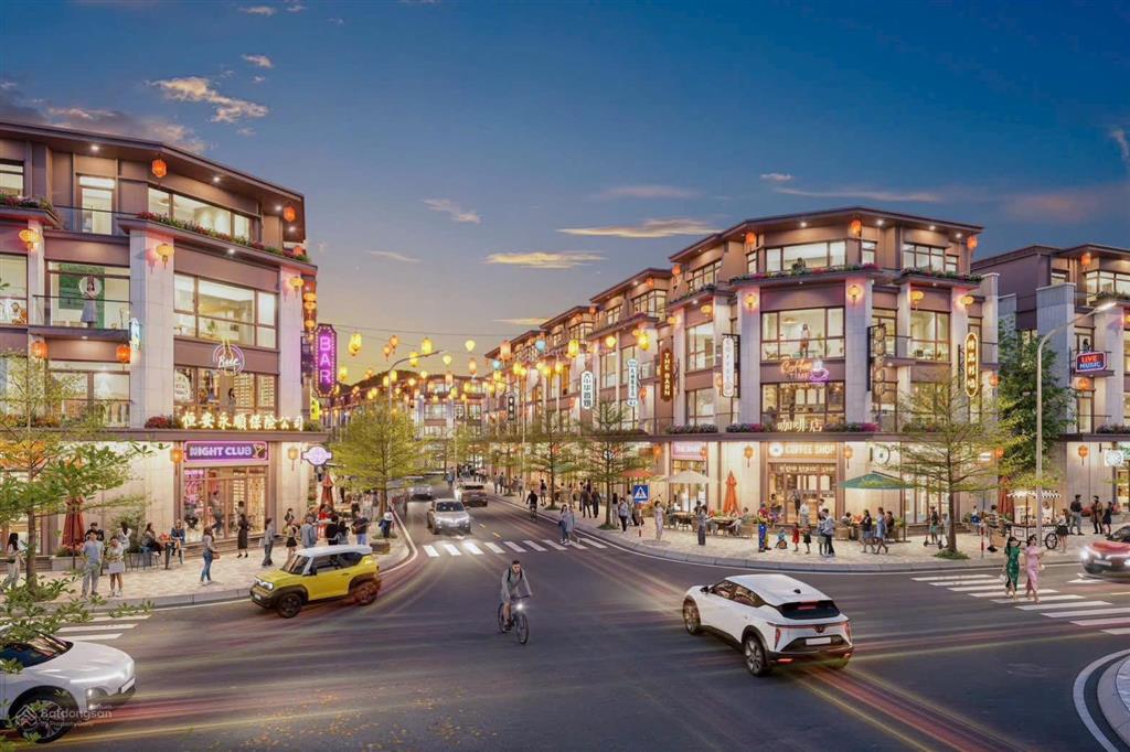 Quá đẹp! liền kề căn góc cạnh đường trần phú và cổng vào dự án cực đẹp