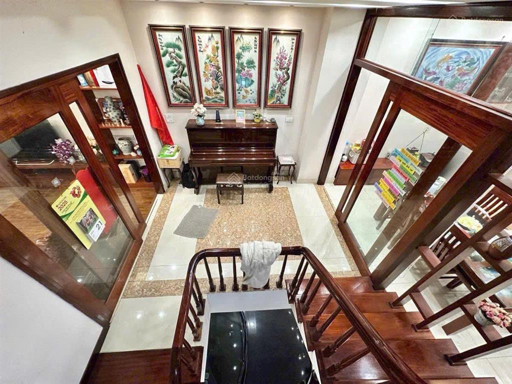 Chính chủ bán nhà mặt đường trung văn, cạnh khu nhà ở quốc hội 102m2, nhà 3 tầng