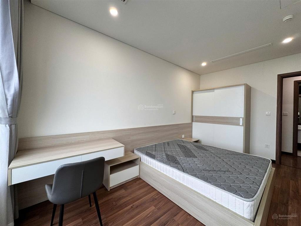 Cho thuê 3pn 2wc  120m2 diamond residence 28 triệu vào luôn đầy đủ tiện ích