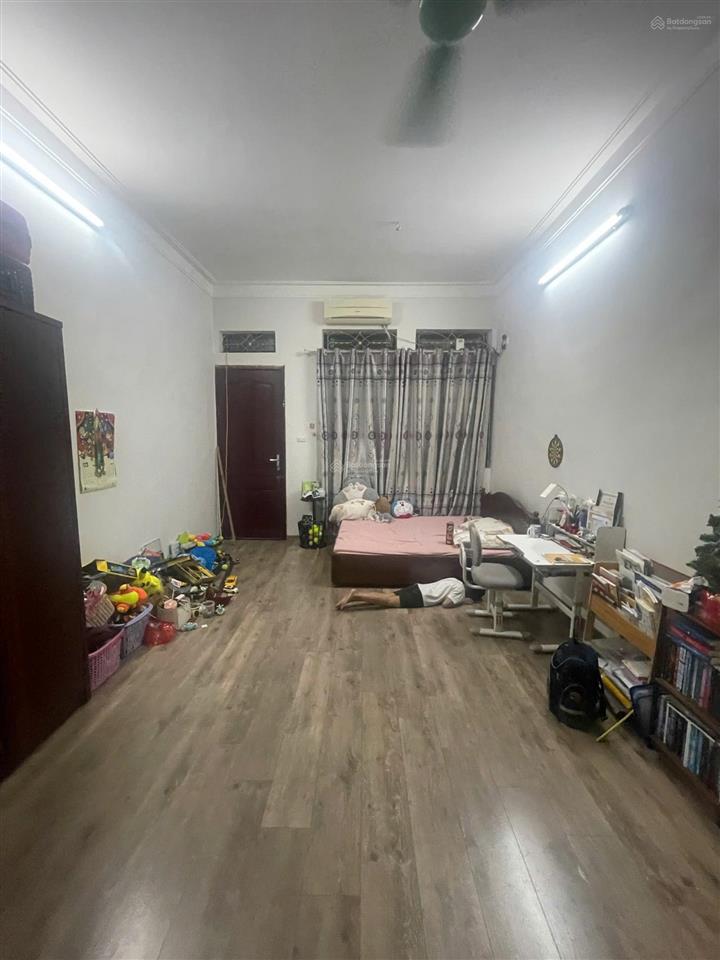 Cho thuê nhà nguyên căn 35m2 nhân hòa vũ trọng phụng 4 tầng có 3 ngủ 4 vệ sinh 11tr vào luôn