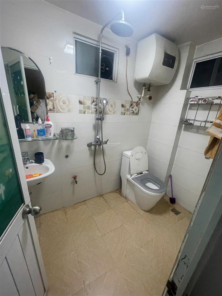 Cho thuê nhà nguyên căn 35m2 nhân hòa vũ trọng phụng 4 tầng có 3 ngủ 4 vệ sinh 11tr vào luôn