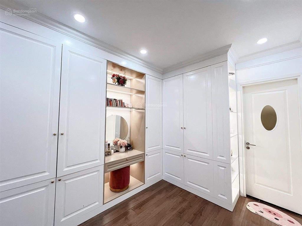 Cho thuê 2n2vs full đồ 70m2 15tr5 vào luôn được handi resco 31 lê văn lương