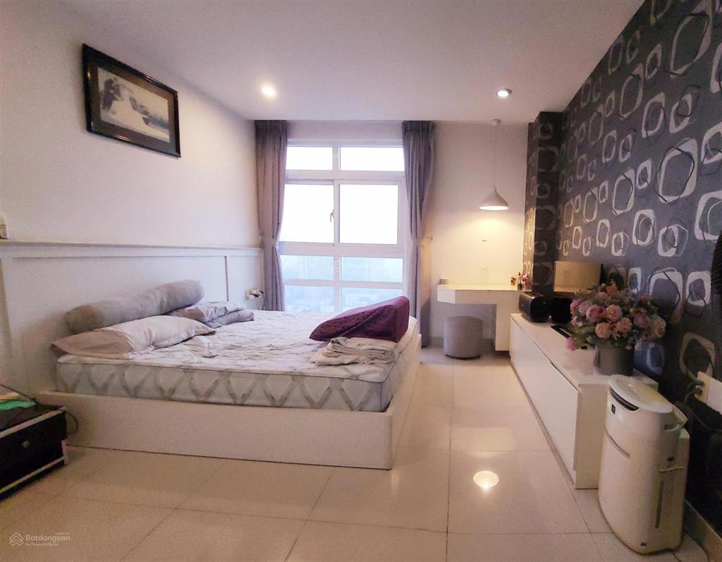 Bán cc tại cộng hòa plaza, 8 tỷ vnd, 140m2, 3pn, 3wc, hàng hot chỉ với