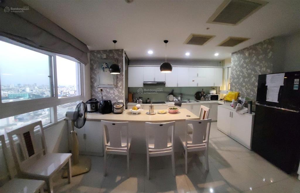 Bán cc tại cộng hòa plaza, 8 tỷ vnd, 140m2, 3pn, 3wc, hàng hot chỉ với