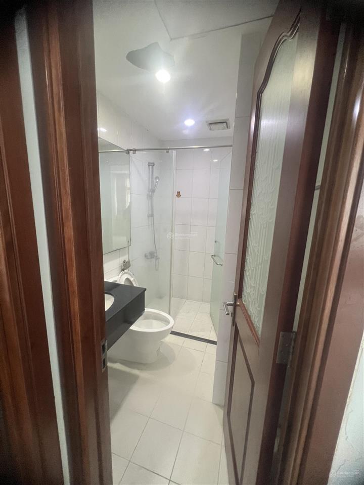 Bán cc 72m2 tại cộng hòa, 4,6 tỷ, 2pn, 2wc, hướng tây, ban công đông