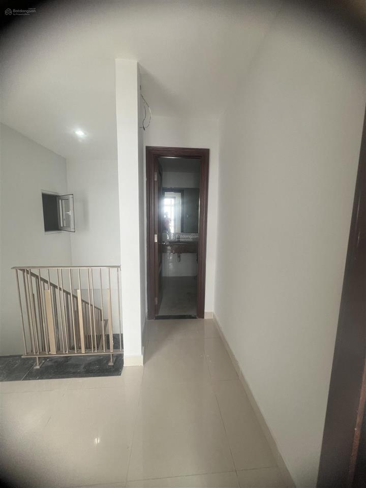 Cho thuê cc cộng hòa plaza, 20 triệu, 147m2, chính chủ hàng hot