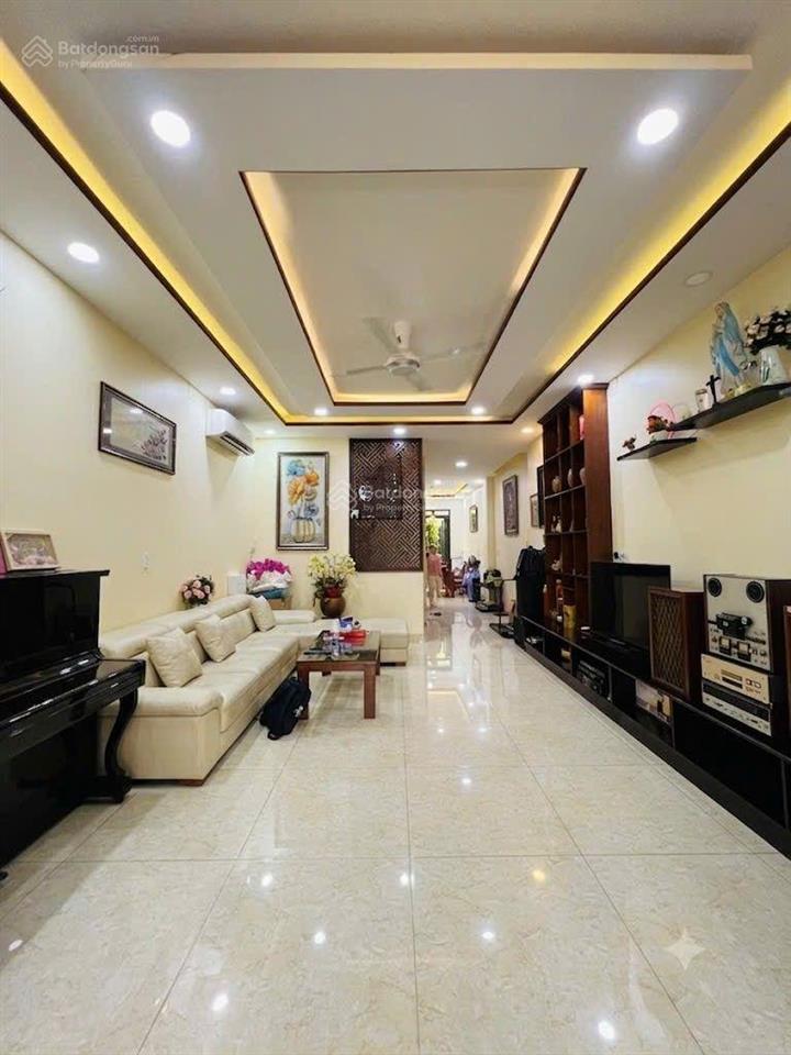 Nhà 4 tầng +thang máy mặt tiền kdc phạm thế hiển, quận 8 ngang đẹp 5x22m đường 12m chỉ 9,8tỷ