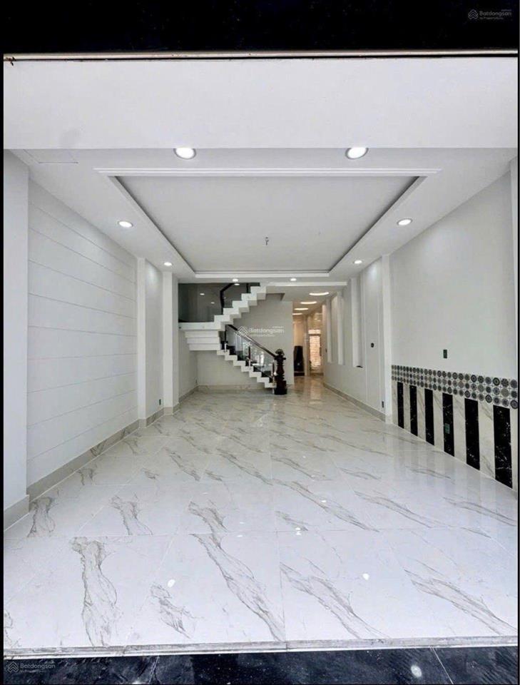 Mặt tiền phạm thế hiển quận 8 ngang hiếm 5x24m 7pn lý tưởng làm chdv, văn phòng chỉ 9,x tỷ