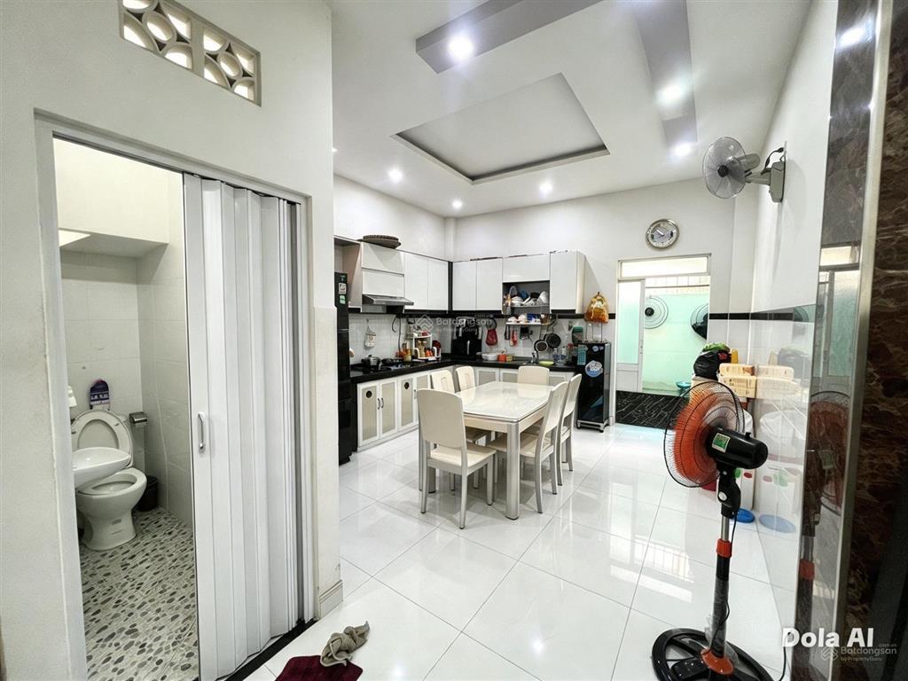 Bán nhà 5 tầng 2 mặt tiền phạm hùng quận 8 giáp tạ quang bửu hẻm ô tô 5m dt 4.3x14 chỉ hơn 7 tỷ