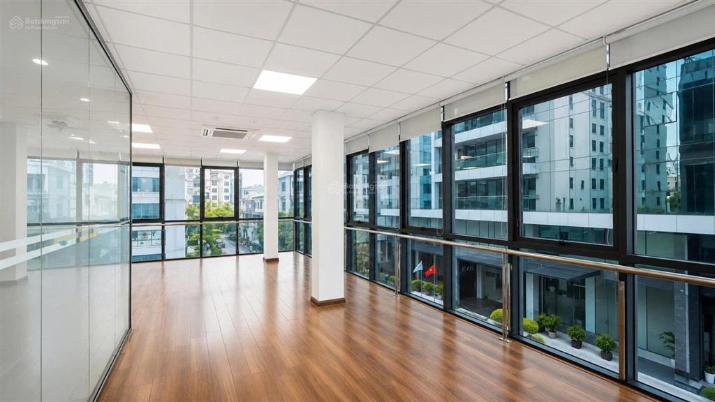 Cho thuê văn phòng siêu đẹp 50m2  15 triệu/tháng. mặt phố trung kính lớn, cầu giấy