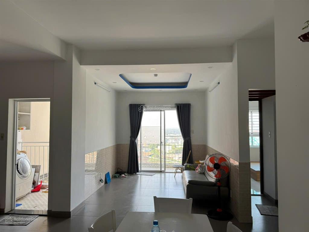 Chính chủ bán căn hộ rộng, thoáng mát, an ninh, giao thông thuận tiện, quận 8