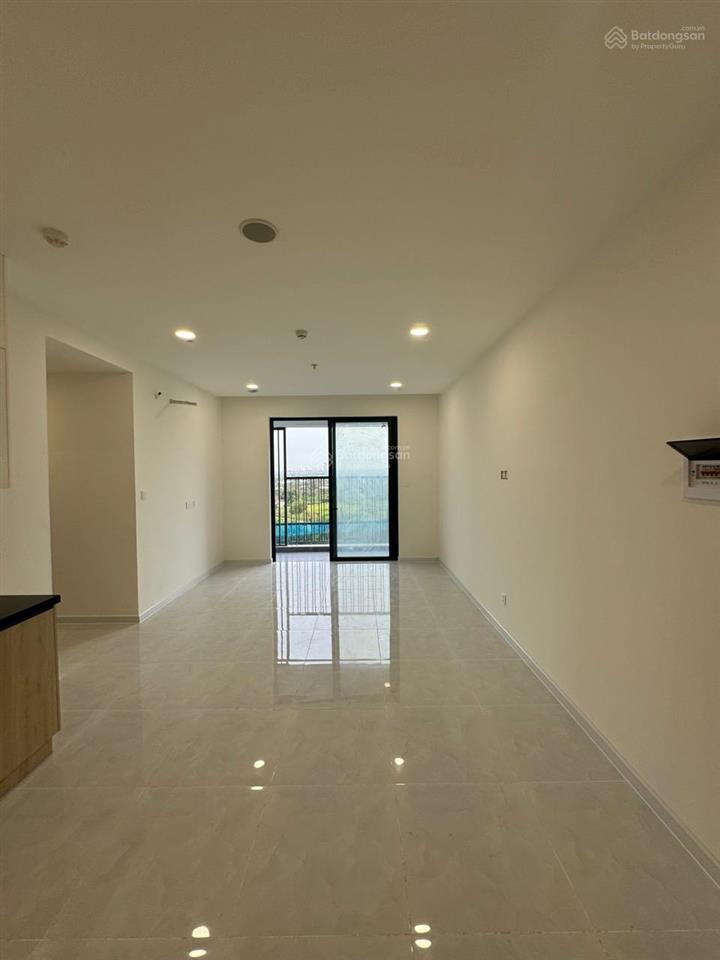 Chính chủ cần bán gấp căn 3pn full nội thất, view hồ bơi, giá 2 tỷ 550.  0799 587 ***