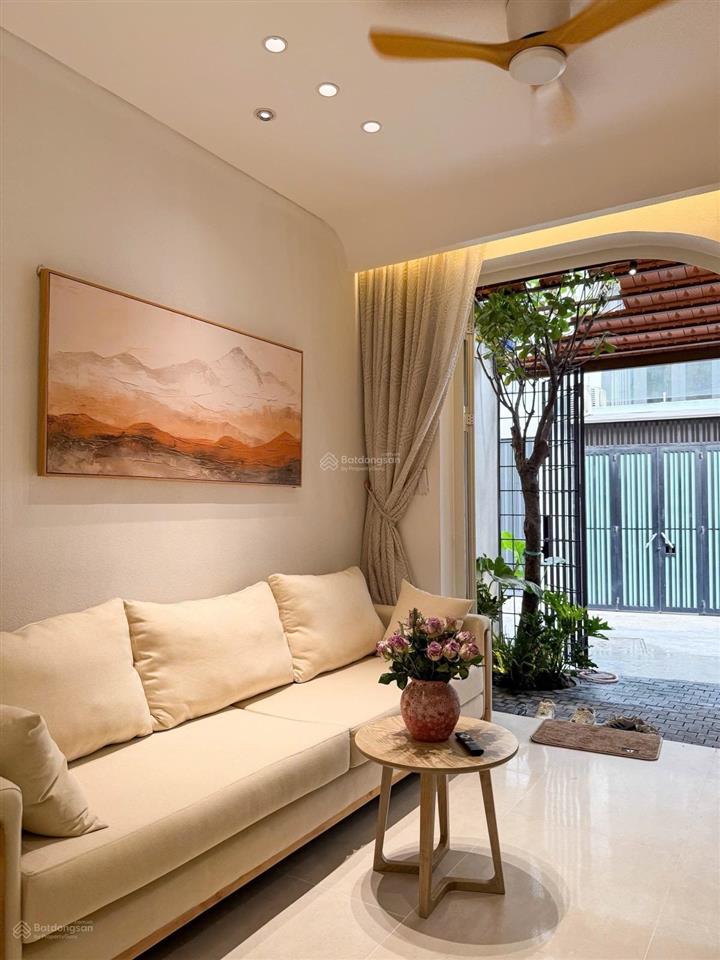 Căn nhà lý tưởng cho gia đình hiện đại  hxh trên đường xô viết nghệ tĩnh, p26, bình thạnh.