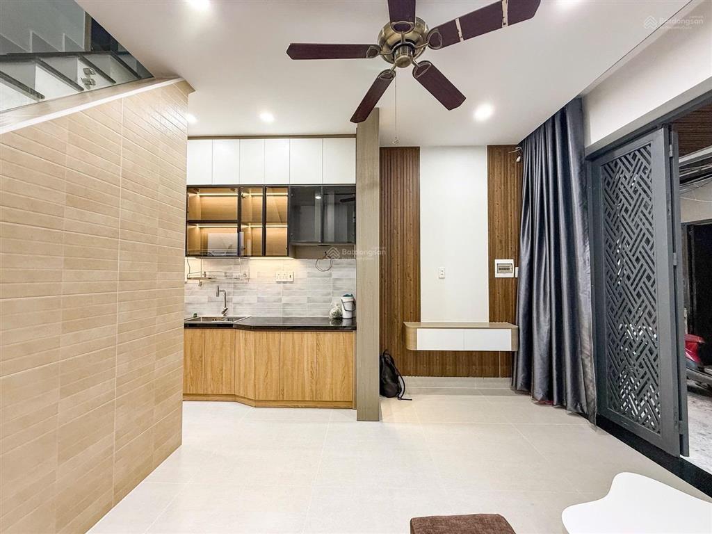 Căn nhà lý tưởng cho gia đình hiện đại tại đường nguyễn hữu cảnh, p22, bình thạnh.