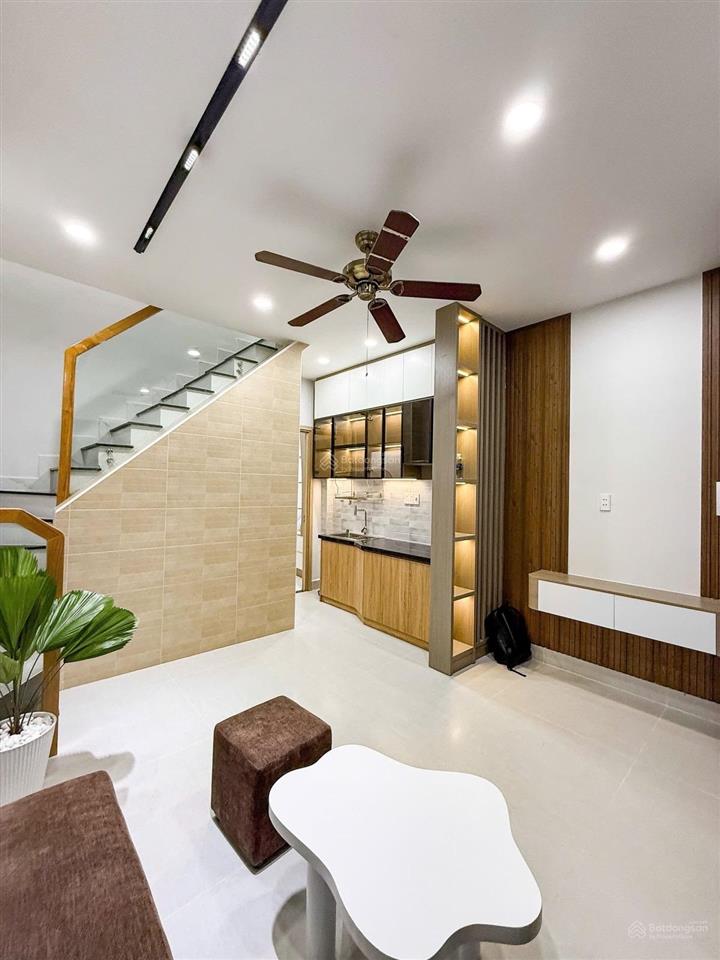 Căn nhà lý tưởng cho gia đình hiện đại tại đường nguyễn hữu cảnh, p22, bình thạnh.