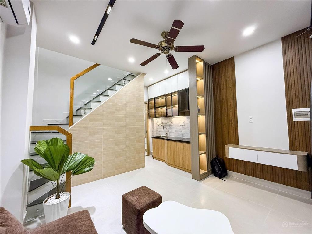 Căn nhà lý tưởng cho gia đình hiện đại tại đường nguyễn hữu cảnh, p22, bình thạnh.