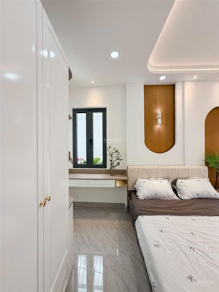 Bán nhà đẹp  vip  đường nguyễn công hoan, phường 7, phú nhuận