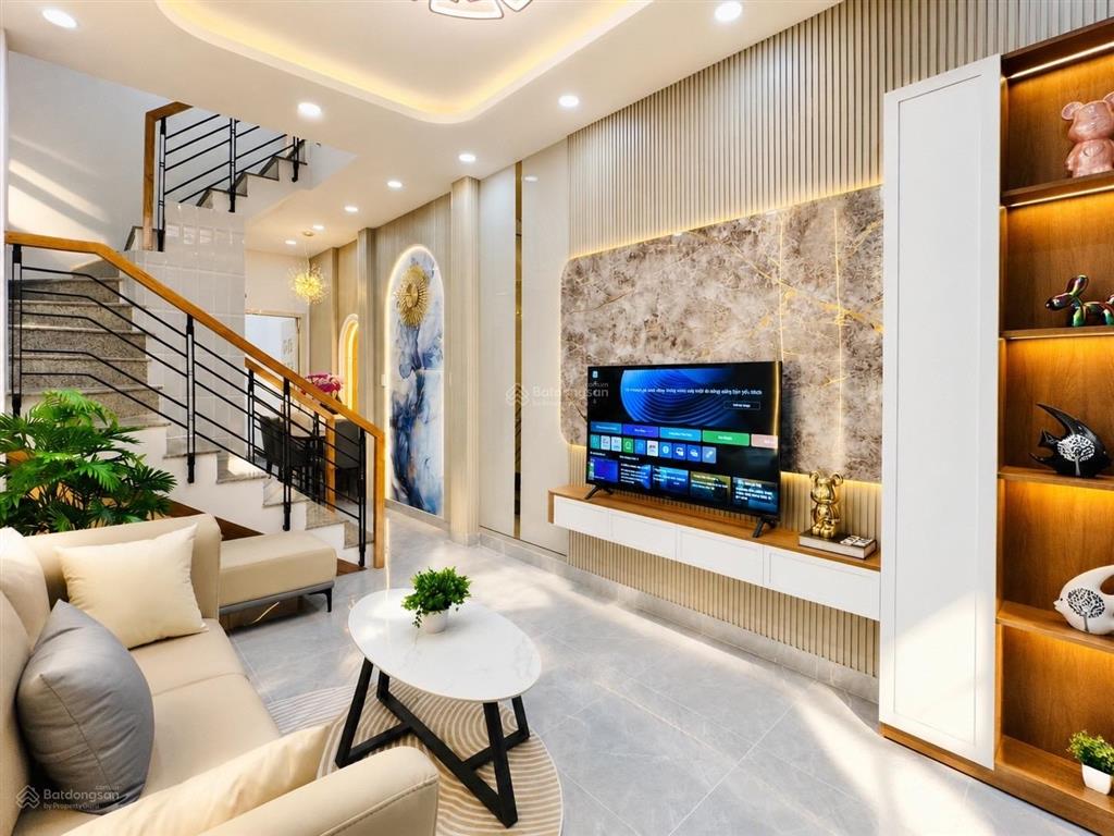Bán nhà đẹp 5,45 tỷ full nội thất  lý thường kiệt  phường 7  gò vấp