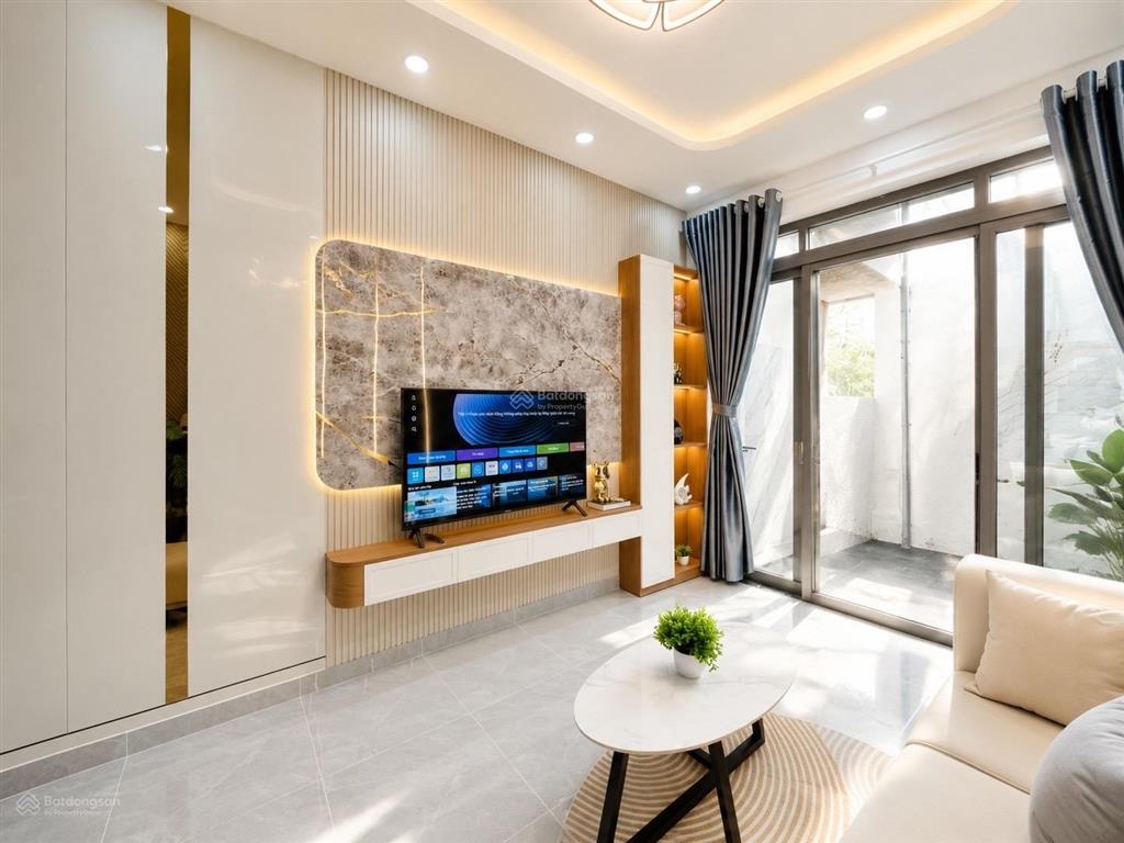 Bán nhà đẹp 5,45 tỷ full nội thất  lý thường kiệt  phường 7  gò vấp