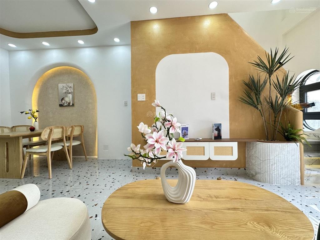 Bán nhà 2 tầng giá 3,9 tỷ  đường số 18, phường 8, gò vấp