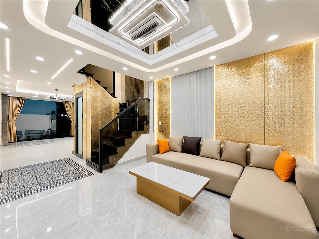 Siêu phẩm nhà đẹp  hxh sát mặt tiền đường thích quảng đức  phường 4  phú nhuận