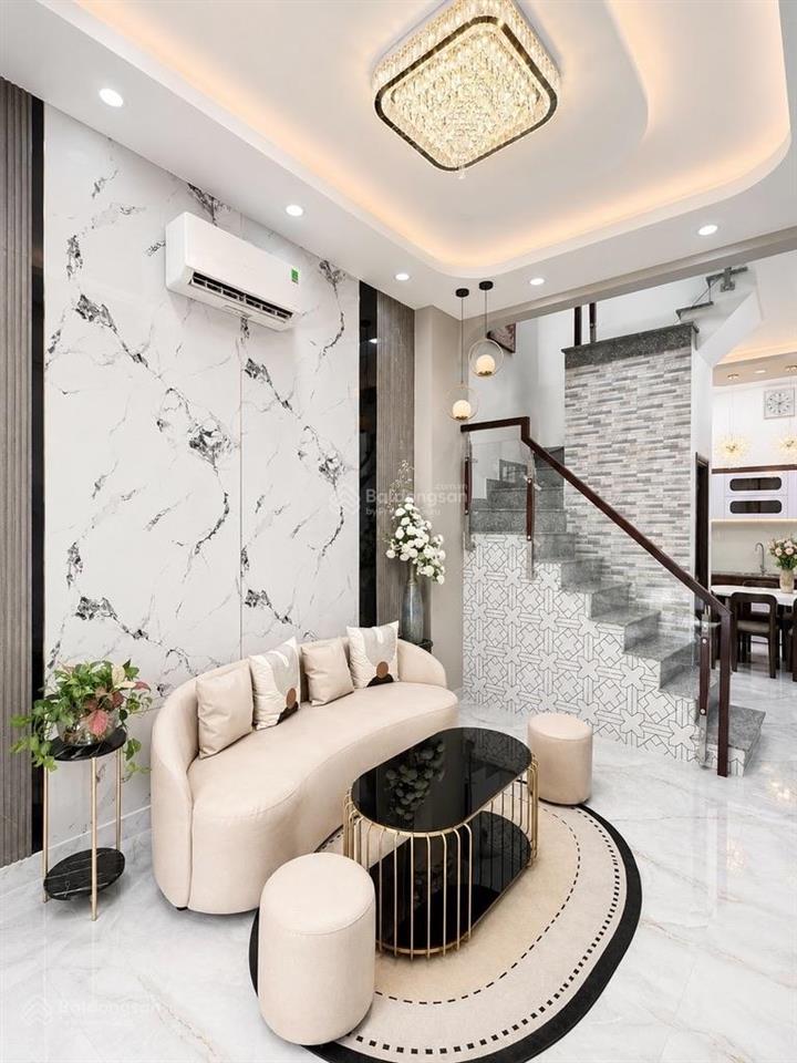 Nhà đẹp gần mặt tiền phan xích long, phường 1, phú nhuận.