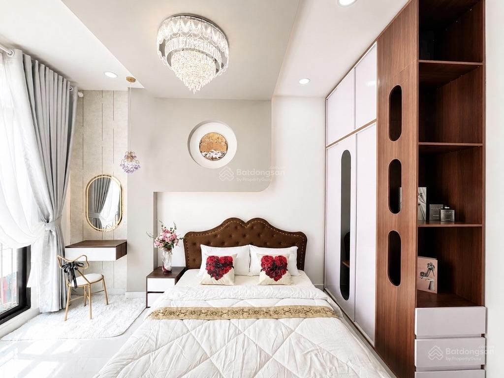 Nhà đẹp gần mặt tiền phan xích long, phường 1, phú nhuận.