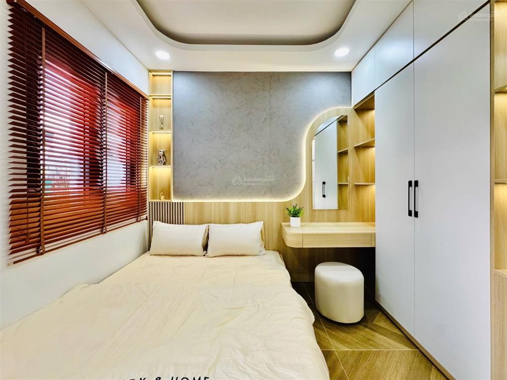 Nhà đẹp sát q1  4 tầng  lê văn duyệt  phường 7  bình thạnh (phường gia định)