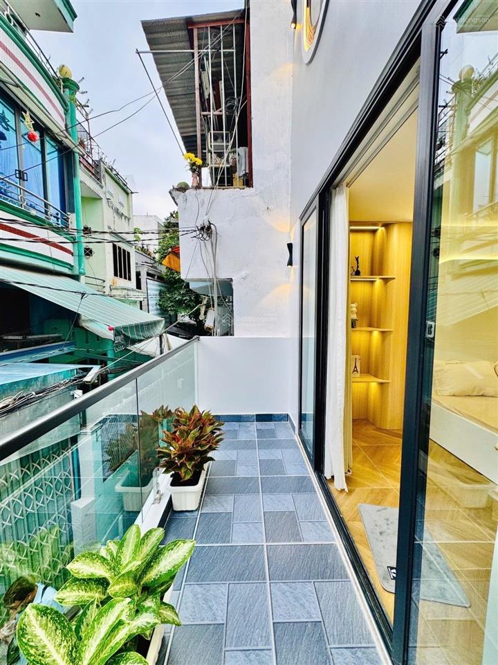 Nhà đẹp sát q1  4 tầng  lê văn duyệt  phường 7  bình thạnh (phường gia định)