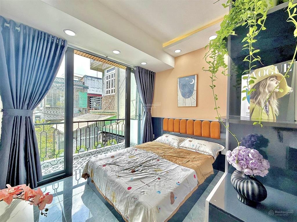 Nhà đẹp  dọn vào ở ngay. trên đường phan văn trị  phường 11 bình thạnh (phường bình lợi trung)