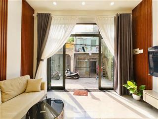 A/c muốn an cư  căn nhà này sẽ rất phù hợp. trên đường xô viết nghệ tĩnh  phường 25  bình thạnh