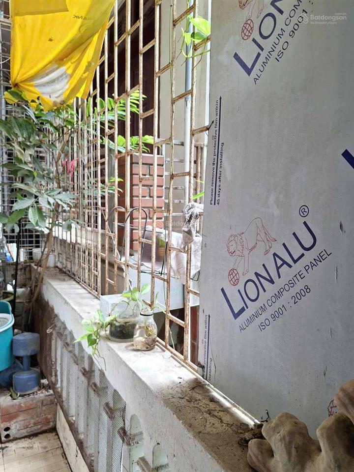Cho thuê nr 1pn, 1wc tại 18 ngõ 251, kim mã, giá siêu hời 3,5 triệu, 20m2
