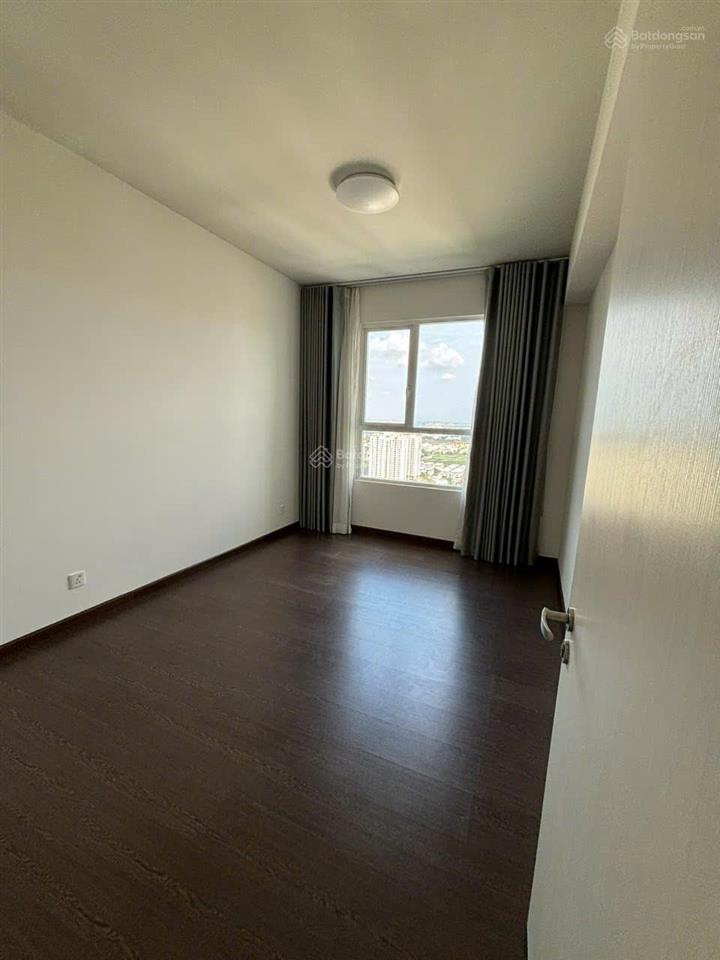 Cho thuê căn 2pn vista verde 97m² view sông tuyệt đẹp giá 18tr/tháng