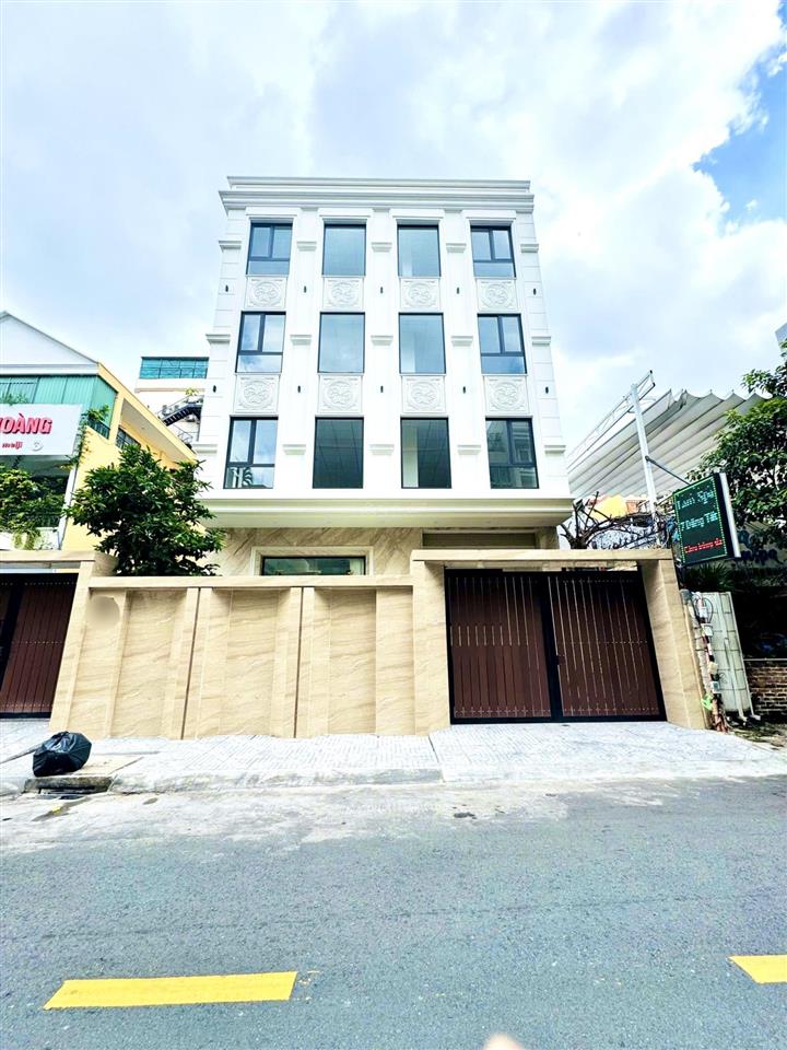 Cho thuê nhà 05 đặng tất phường tân định quận 1! 1200m2 (giá 150tr/th)
