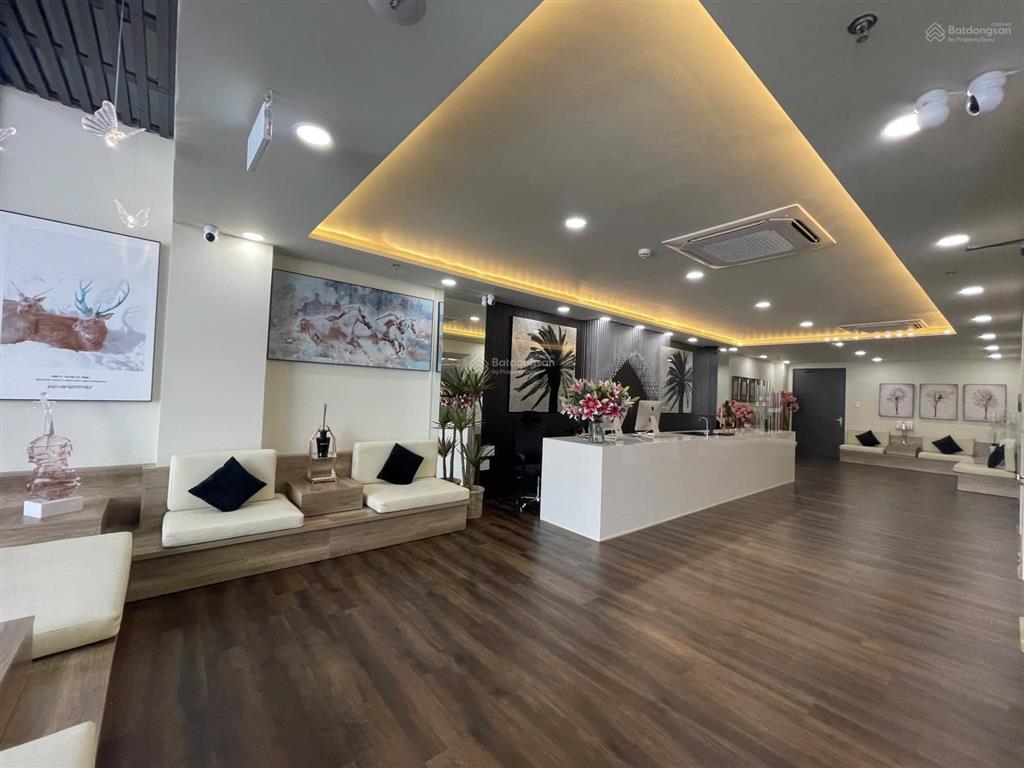[cho thuê] mặt tiền!!! 40 42 cao thắng phường 5 q3 (10x30m)