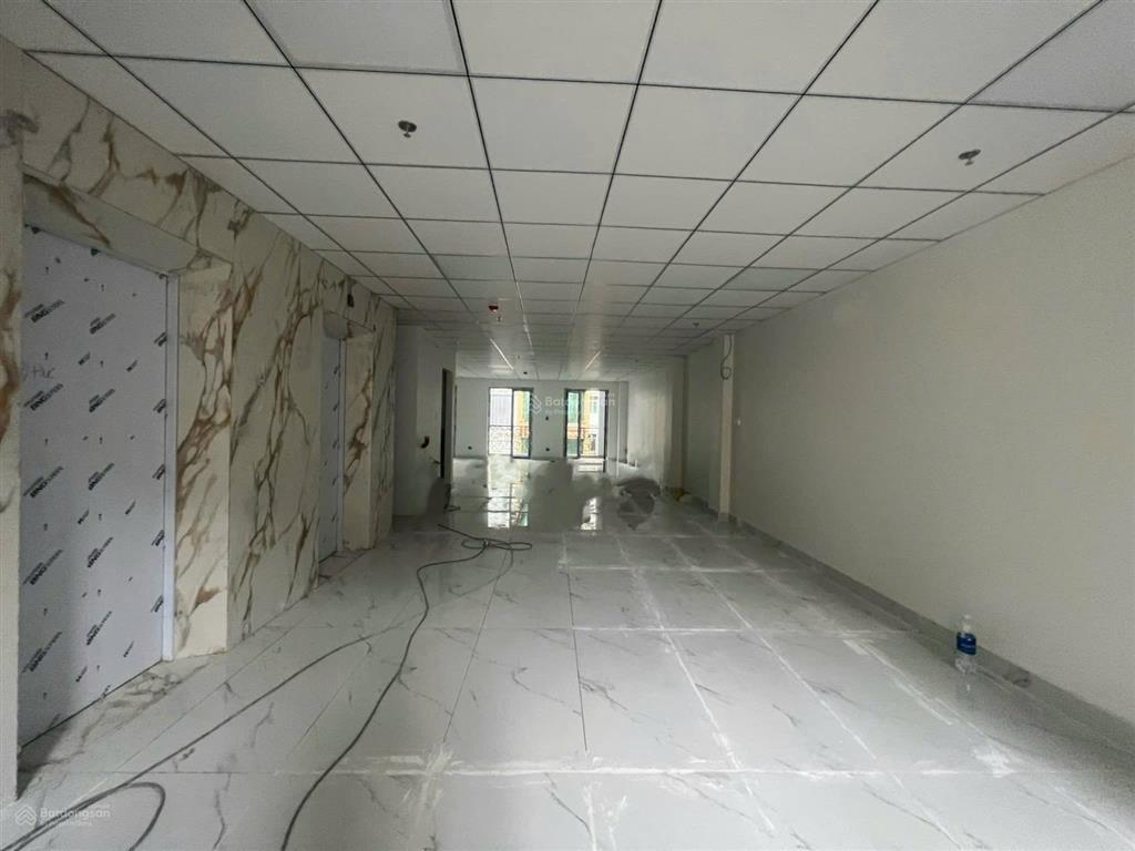 [cho thuê] mặt tiền!!! 40 42 cao thắng phường 5 q3 (10x30m)