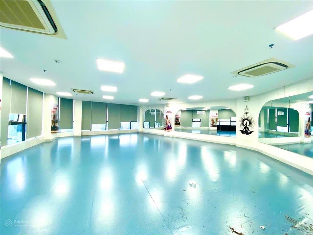 Toà nhà 183 nơ trang long p. 12 bình thạnh (2000m2) h t 6l tm pccc